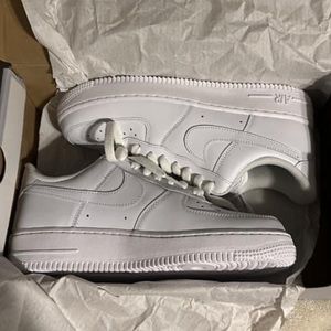 Women’s AirForce 1 ‘07
